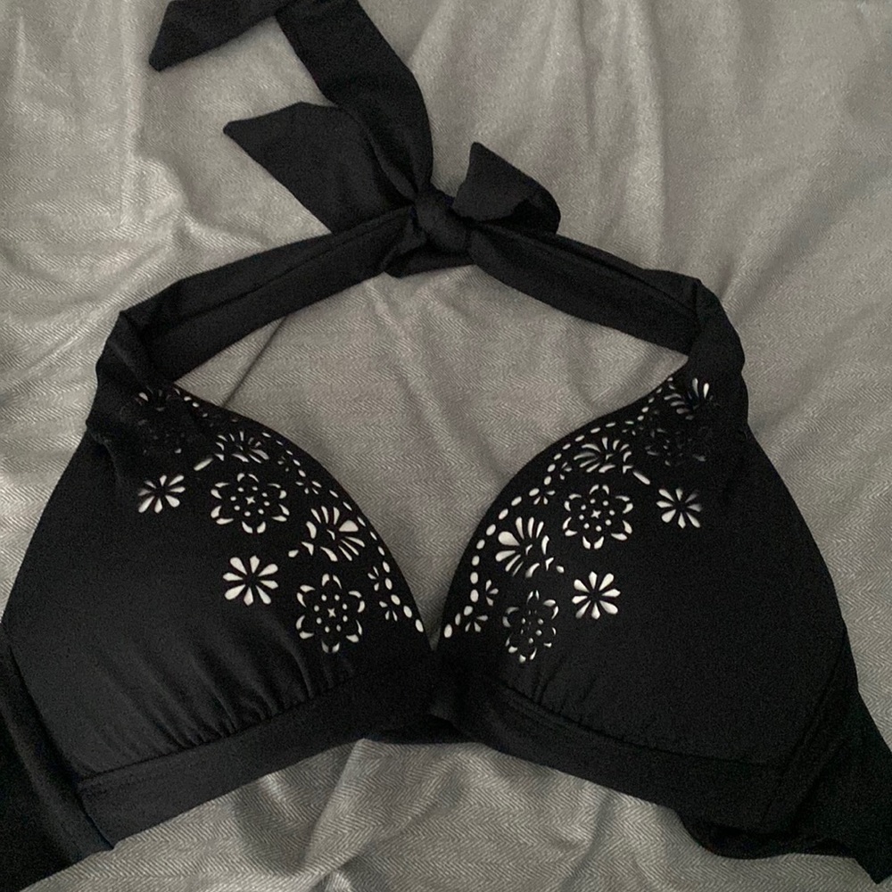 Women’s swim top